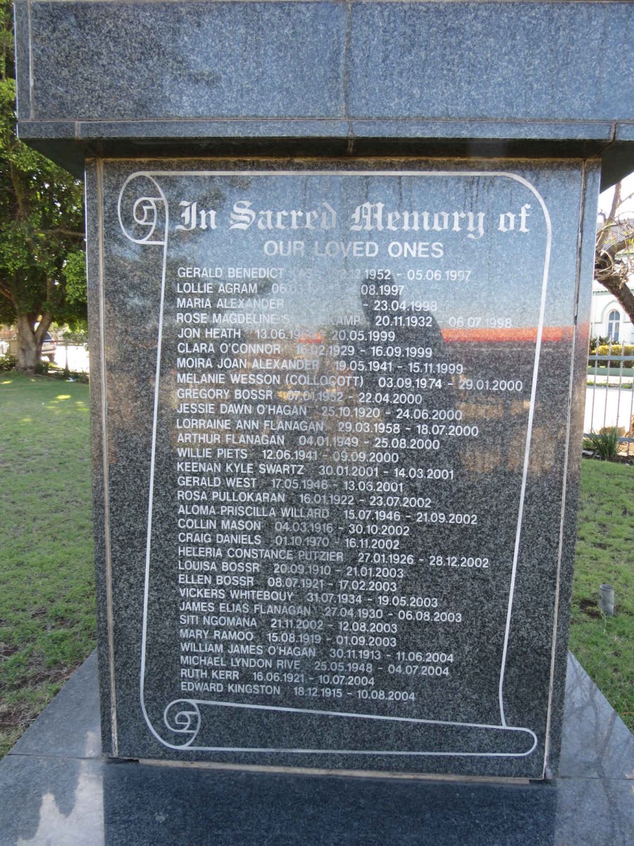 Memorial Plinth_2