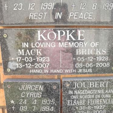 KÖPKE Mack 1923-2007 &amp; Bricks 1928-2008