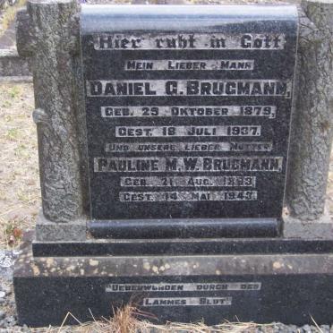 BRUGMANN Daniel G. 1879-1937 &amp; Pauline M.W. 1883-1943