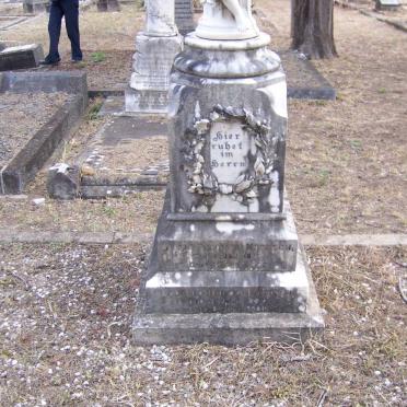 KREUSCH Maria ? 18??-1903 &amp; KREUSCH Rebecca Hulda 1897-1901