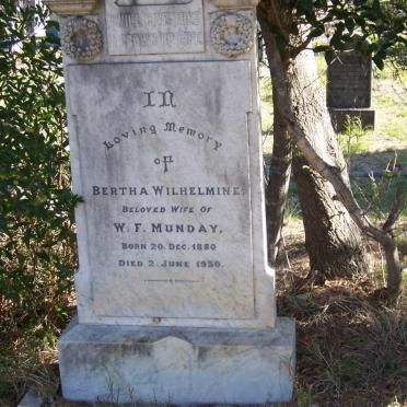 MUNDAY Bertha Wilhelmine 1880-1930