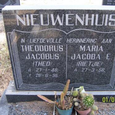 NIEUWENHUIS Theodorus Jacobus 1948-1995 &amp; Maria Jacoba E. 1958-