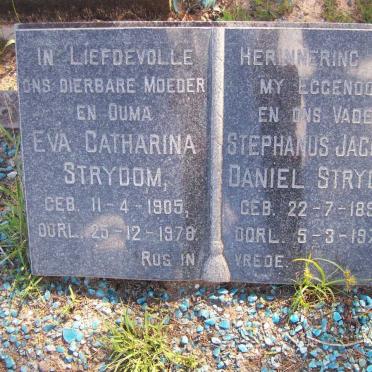 STRYDOM Stephanus Jacobus Daniel 1895-1976 &amp; Eva Catharina 1905-1978