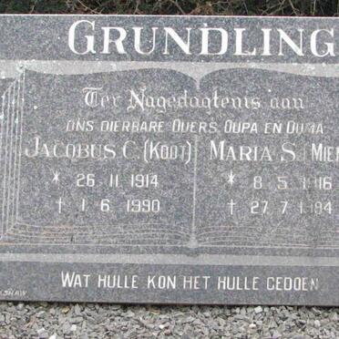 GRUNDLING Jacobus C. 1914-1990 &amp; Maria S. 1916-1994