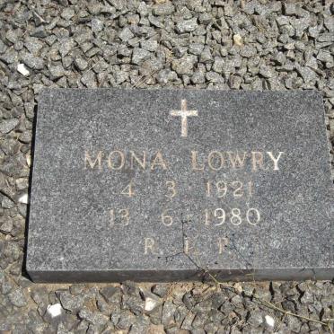 LOWRY Mona 1921-1980
