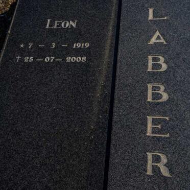 SLABBERT Leon 1919-2008 &amp; Elizabeth BUYS 1920-1989