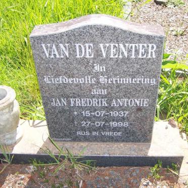 V - Vanne :: Surnames - V