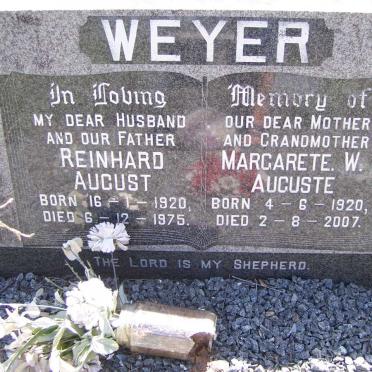 WEYER Reinhard August 1920-1975 &amp; Margarete W. Auguste 1920-2007