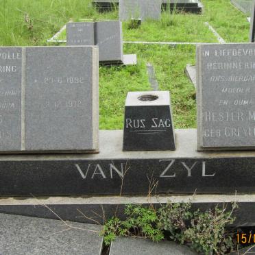 ZYL Louis Jacobus, van 1892-1972 &amp; Hester M.M. GREYLING 1899-1994