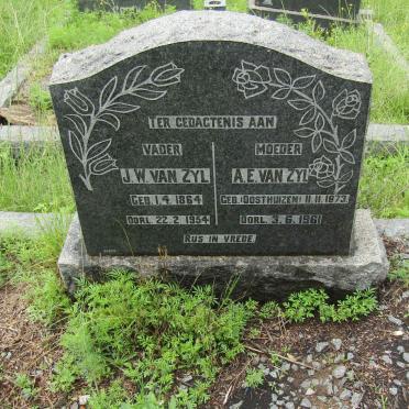 ZYL J.W., van 1864-1954 &amp; A.E. OOSTHUIZEN 1873-1961