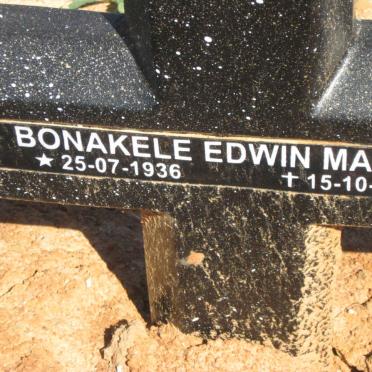 MARTIN Bonakele Edwin 1936-2011