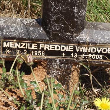 WINDVOEL Menzile Freddie 1956-2008