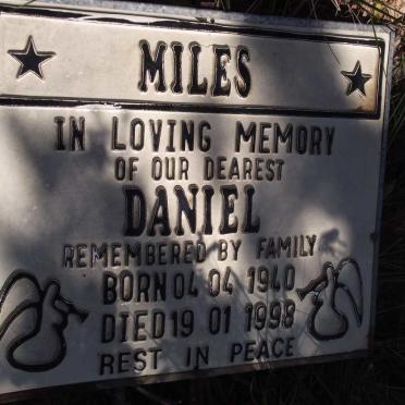 MILES Daniel 1940-1998