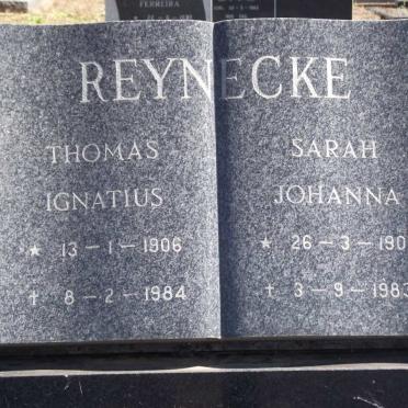 REYNECKE Thomas Ignatius 1906-1984 &amp; Sarah Johanna 1906-1983