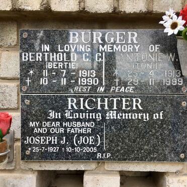 BURGER Berthold C.C. 1913-1990 :: BURGER Antonie W. 1913-1999 :: RICHTER Joseph J. 1927-2005