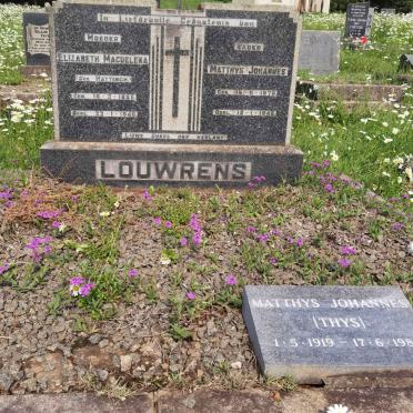 LOUWRENS Matthys Johannes 1876-1948 &amp; Elizabeth Magdelena HATTINGH 1885-1940