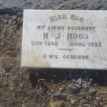HUGO 