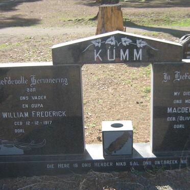 KÜMM William Frederick 1917- &amp; Magdalena Susanna OLIVIER 1920-1982