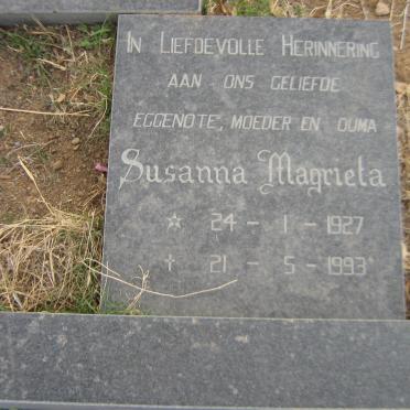 KEMP Harry William 1922-2002 &amp; Susanna Magrieta 1927-1993
