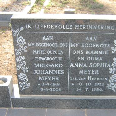 MEYER Melgard Johannes 1918-2008 &amp; Anna Sophia VAN HEERDEN 1922-1986