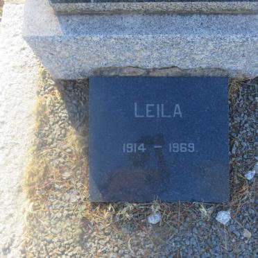 SCHOOMBEE Sophia Aletta 1886-1941 :: ? Leila 1914-1969