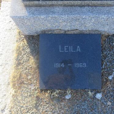 SCHOOMBEE Sophia Aletta 1886-1941 :: ? Leila 1914-1969