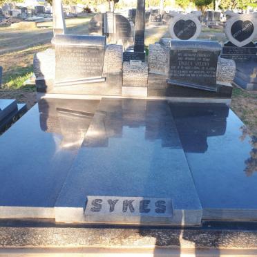 SYKES William Robert 1891-1974 &amp; Engela Helena 1900-1965