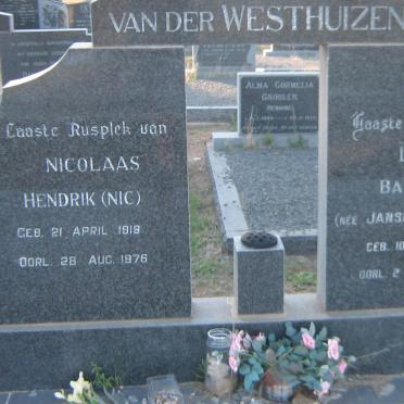 WESTHUIZEN Nicolaas Hendrik, van der 1919-1976 &amp; Louisa Barnardia JANSEN VAN RENSBURG 1927-1997
