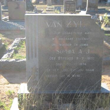 ZYL Sophia A.J., van nee STRAUSS 1920-1974