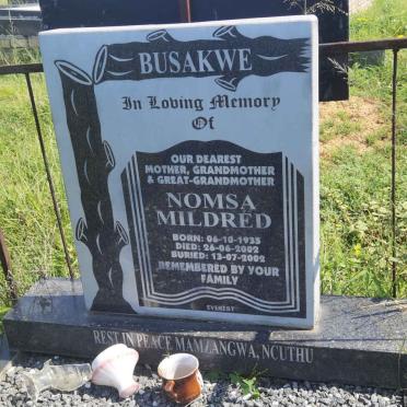 BUSAKWE Nomsa Mildred 1935-2002