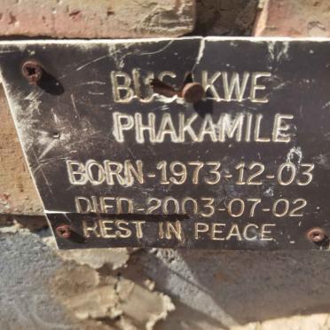 BUSAKWE Phakamile 1973-2003