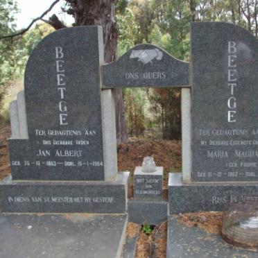 BEETGE Jan Albert 1893-1964 &amp; Maria Magdalena FOURIE 1902-1963
