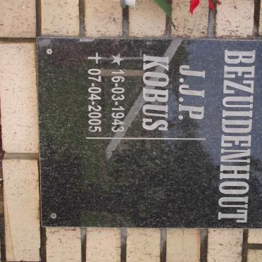 BEZUIDENHOUT J.J.P. 1943-2005