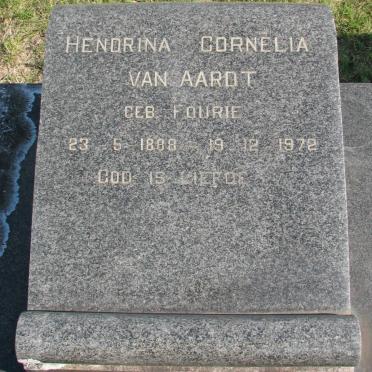 AARDT Hendrina Cornelia, van nee FOURIE 1889-1972