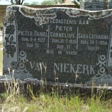 NIEKERK Pieter Daniel, van -1927 :: VAN NIEKERK Pieter Cornelius -1928 :: VAN NIEKERK Sara Catharina 1954