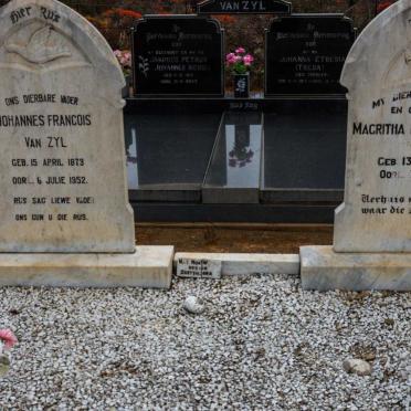 ZYL Johannes Francois, van 1873-1952 &amp; Magritha Izabella NEL 1879-1940