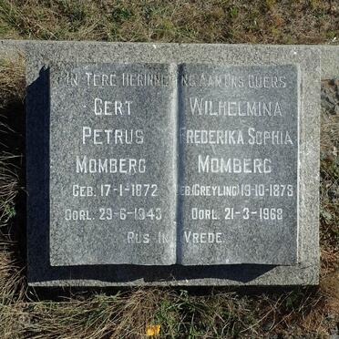 MOMBERG Gert Petrus 1872-1943 &amp; Wilhelmina Frederika Sophia GREYLING 1873-1968