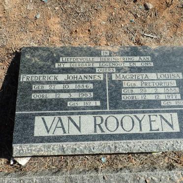 R - Vanne :: Surnames - R