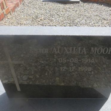 MOORE Auxilia 1914-1998