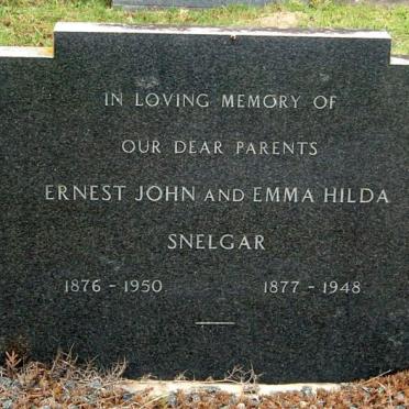 SNELGAR Ernest John 1876-1950 &amp; Emma Hilda 1877-1948