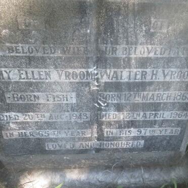VROOM Walter H. 1868-1964 &amp; Amy Ellen FISH -1943