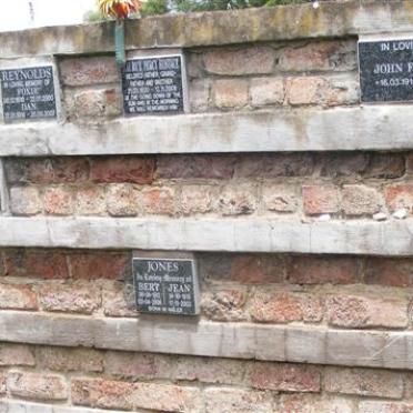 07. Memorial wall