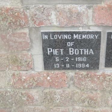 BOTHA Piet 1916-1994 &amp; Joy 1921-2009