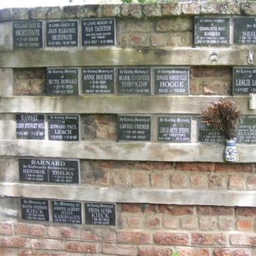 09. Memorial wall