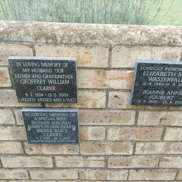 CLARKE Geoffrey William 1934-2009 :: CLARKE Merle Alice 1934-2019 :: JOUBERT Jeanne Anne 1945-2001