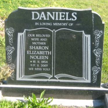 DANIELS Sharon Elizabeth Noleen 1954-2007