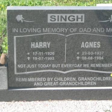 SINGH Harry 1926-1992 &amp; Agnes 1937-1984