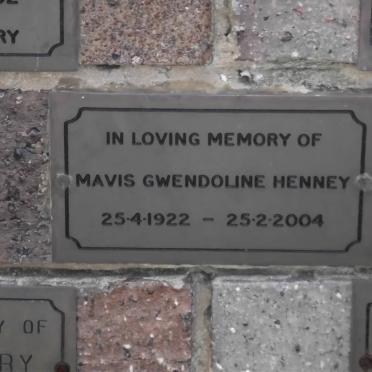 HENNY Mavis Gwendoline 1922-2004