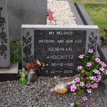 ANSCHUTZ Norman 1921-2000
