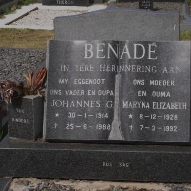 BENADE Johannes G. 1914-1988 &amp; Maryna Elizabeth 1928-1992